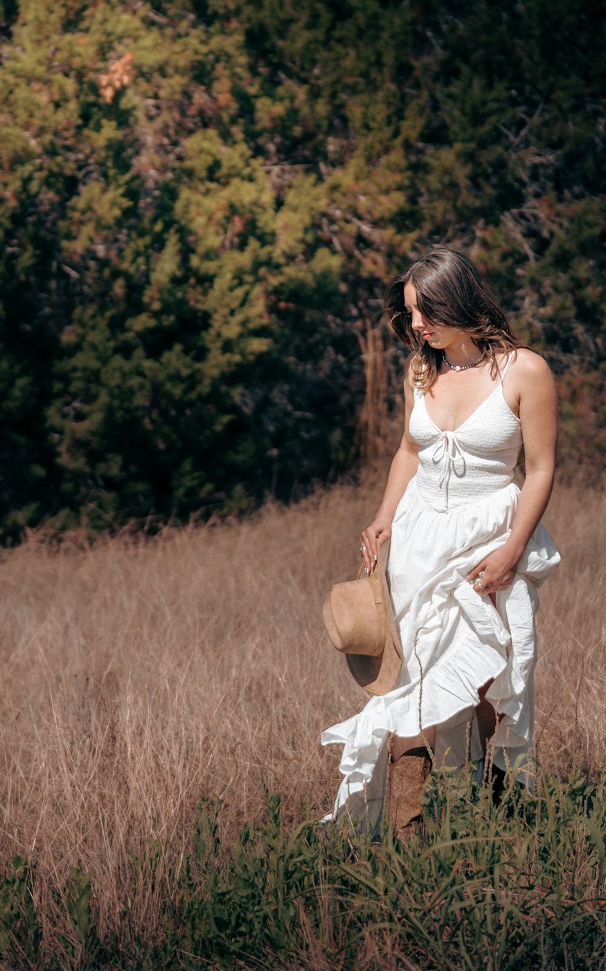 Into the field — photo by 512 Capitol Media